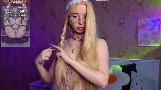 Nora Failure online show from April 18, 12:53 pm