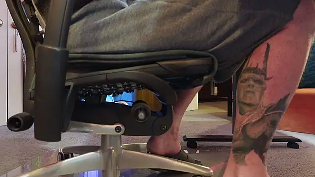 fillingyourthroat2 online show from January 25, 12:47 pm