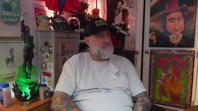 fillingyourthroat2 online show from February 2, 6:53 pm