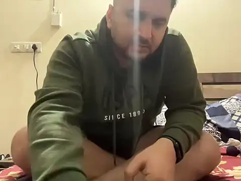 Snapshot of gauravgay93 chatting on January 26, 4:09 pm gauravgay93 online show from January 26, 4:09 pm