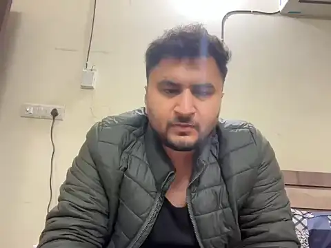 Snapshot of gauravgay93 chatting on February 4, 5:12 pm gauravgay93 online show from February 4, 5:12 pm