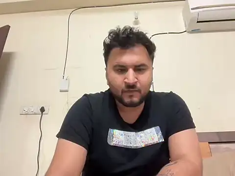 Snapshot of gauravgay93 chatting on February 22, 5:35 pm gauravgay93 online show from February 22, 5:35 pm