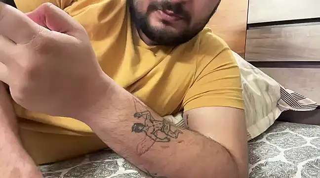 Snapshot of gauravgay93 chatting on March 9, 6:00 pm gauravgay93 online show from March 9, 6:00 pm