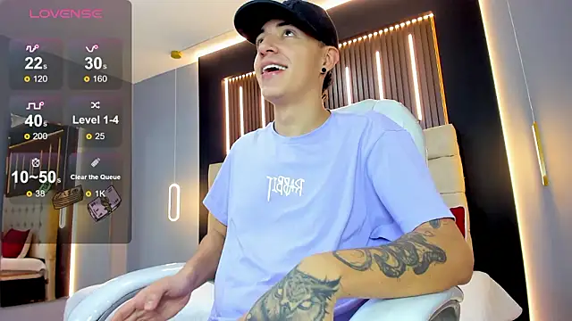 Lobo 17  online show from February 14, 3:47 am