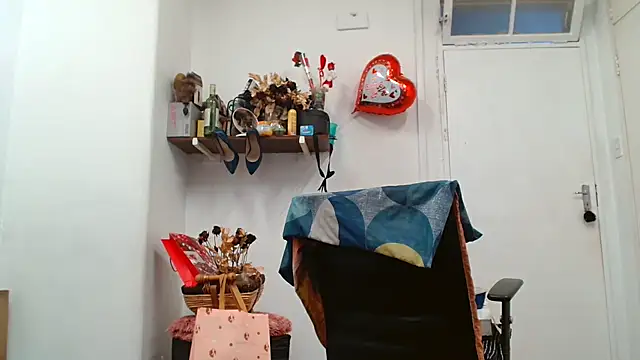xTALLSEXYBUMx online show from May 26, 8:05 pm