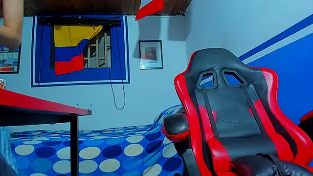 maxowens oficial online show from March 2, 8:59 pm