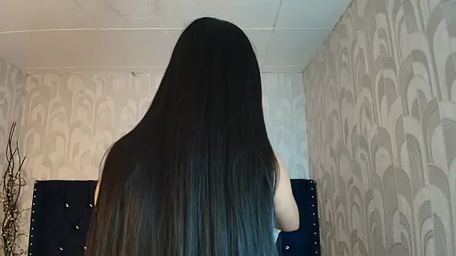 CarolineBrunx online show from April 24, 10:01 pm