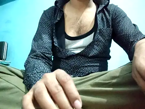 Ishan003 online show from October 30, 7:43 am