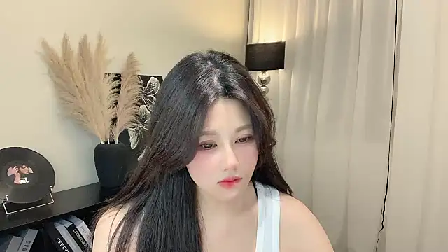 Strawberrybabyy1 online show from March 21, 3:13 pm