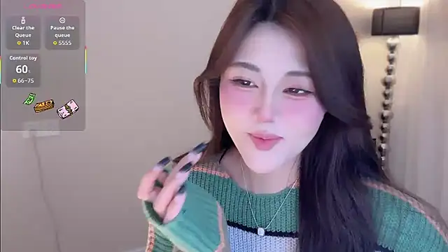 Strawberrybabyy1 online show from October 22, 3:01 pm