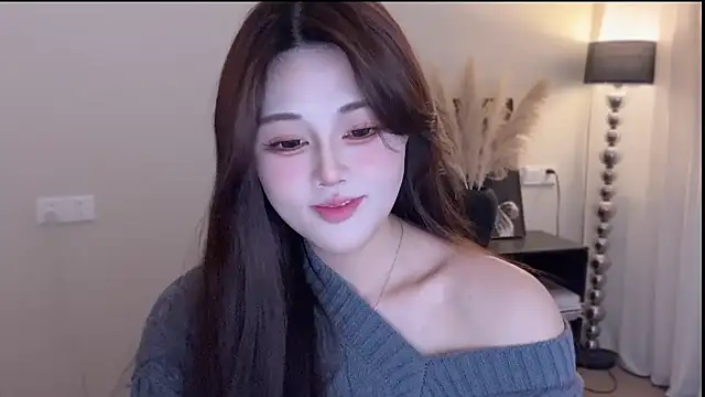 Strawberrybabyy1 online show from December 17, 4:13 pm