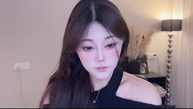 Strawberrybabyy1 online show from January 15, 4:44 pm