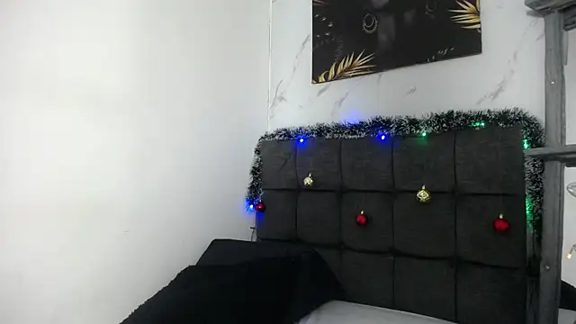 mikoto urab online show from December 17, 7:15 pm