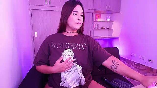 Shenoa1 online show from March 11, 5:57 pm