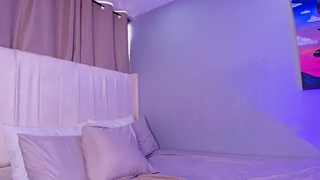 Shenoa1 online show from November 12, 11:54 am