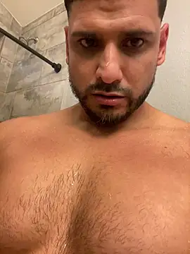 Insaneskillzz69 online show from August 3, 1:15 am