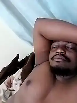 chubbybear322 online show from September 14, 12:21 am