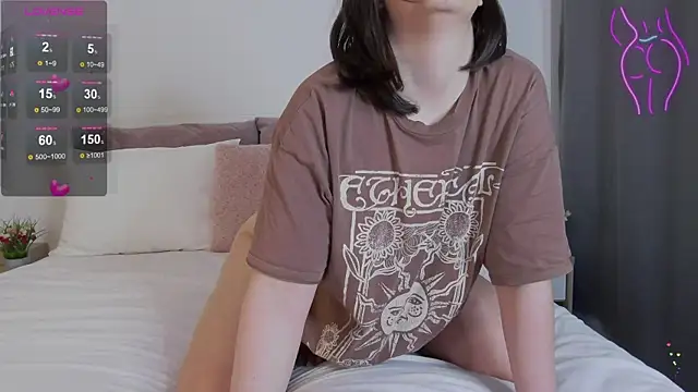 SophieeRain online show from March 17, 6:07 am