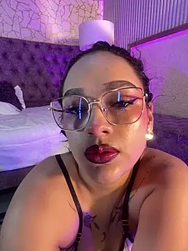 Snapshot of EMILYY_FOXY chatting on July 13, 6:55 pm EMILYY FOXY online show from July 13, 6:55 pm