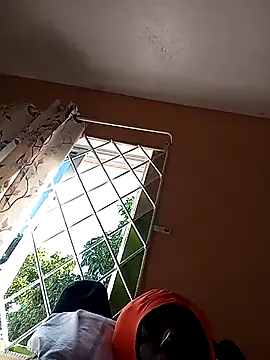 Snapshot of Kinng3 chatting on February 8, 6:33 pm Kinng3 online show from February 8, 6:33 pm