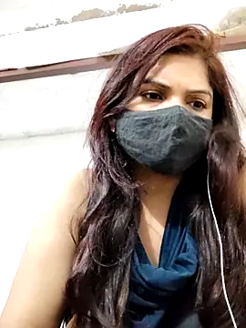 illay love online show from March 6, 2:46 pm