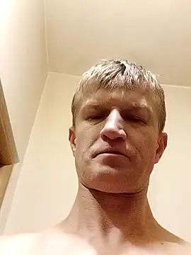 Snapshot of Lovely_1986 chatting on March 8, 7:39 pm Lovely 1986 online show from March 8, 7:39 pm