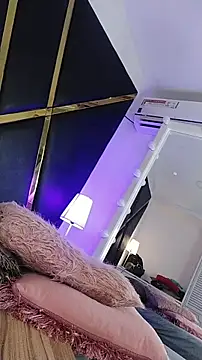 Adel Nesbiit online show from November 28, 8:22 pm