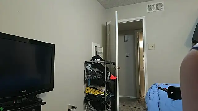 ChillzPnp online show from December 16, 11:54 pm