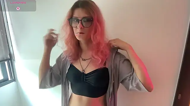 Alice Pinkhead online show from July 17, 8:54 am