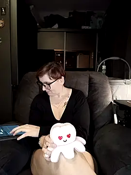 Marie1992PL online show from February 8, 4:14 pm