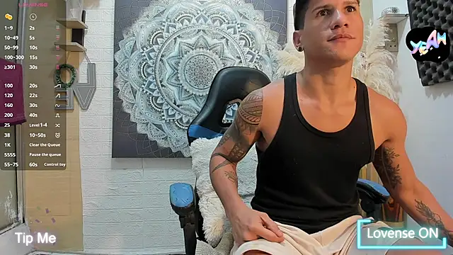 nakedfoam1 online show from February 18, 4:08 am