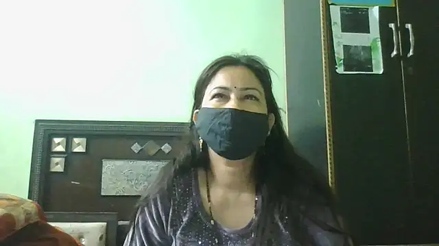 couplesuni online show from February 17, 3:47 am