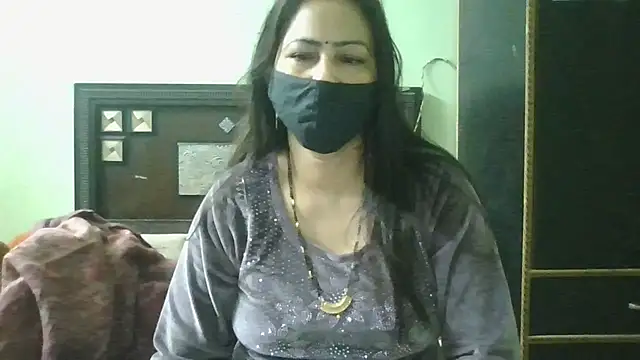 couplesuni online show from February 18, 3:13 am