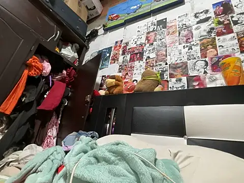 dafne19  online show from April 8, 2:55 am