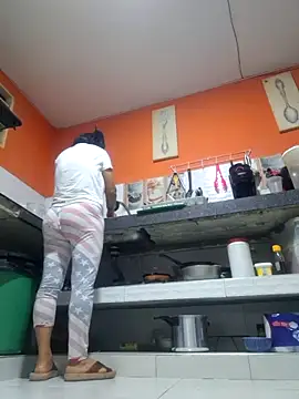 katysquirtdirty online show from February 16, 10:00 am