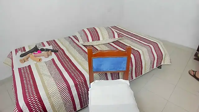 Snapshot of Juana_Sweet chatting on September 24, 2:53 pm Juana Sweet online show from September 24, 2:53 pm
