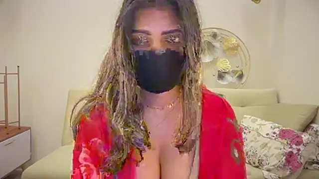 Snapshot of MaYaa__11 chatting on July 21, 2:58 am MaYaa 11 online show from July 21, 2:58 am