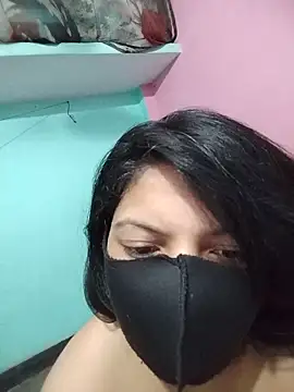 Snapshot of Hotty-Divya chatting on June 20, 3:42 am Hotty-Divya online show from June 20, 3:42 am