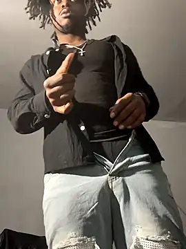 SluttyLyfe4L online show from March 16, 6:45 pm