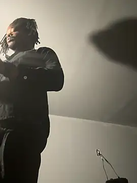 SluttyLyfe4L online show from March 25, 12:00 pm