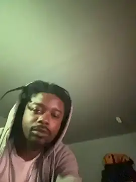 SluttyLyfe4L online show from April 9, 5:29 am