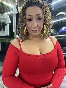 Katti Barrera online show from July 18, 9:51 pm