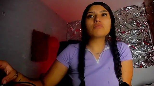 SarahStones online show from March 25, 6:19 am