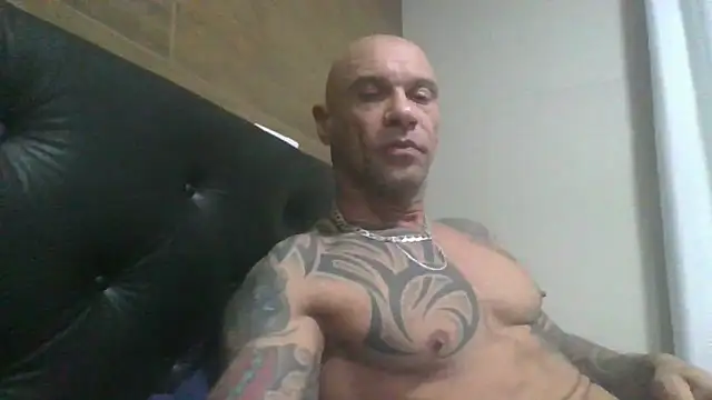 Arc8njoblack online show from June 11, 5:27 am