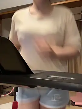 Tastemystrawberry online show from December 5, 11:41 am