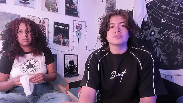 Snapshot of hothoneychile chatting on September 24, 2:20 pm hothoneychile online show from September 24, 2:20 pm