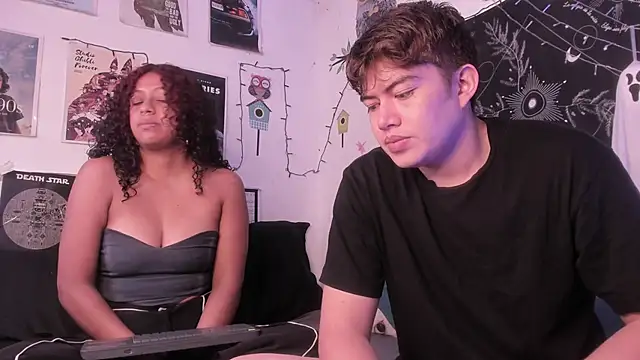 Snapshot of hothoneychile chatting on October 23, 2:38 pm hothoneychile online show from October 23, 2:38 pm