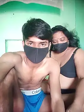 Group Of Lust online show from May 12, 5:26 am