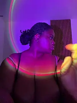 Snapshot of just4Ux chatting on April 13, 11:16 am just4Ux online show from April 13, 11:16 am