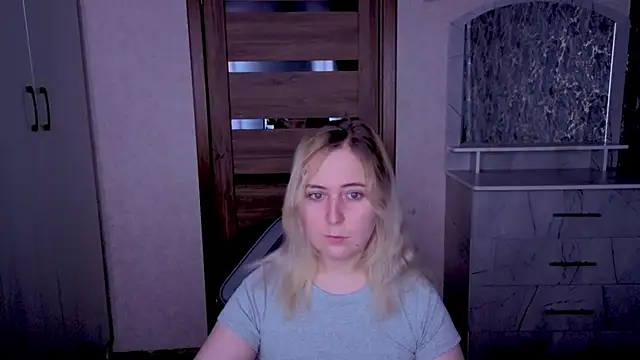 Kristy-Max online show from June 26, 8:57 pm